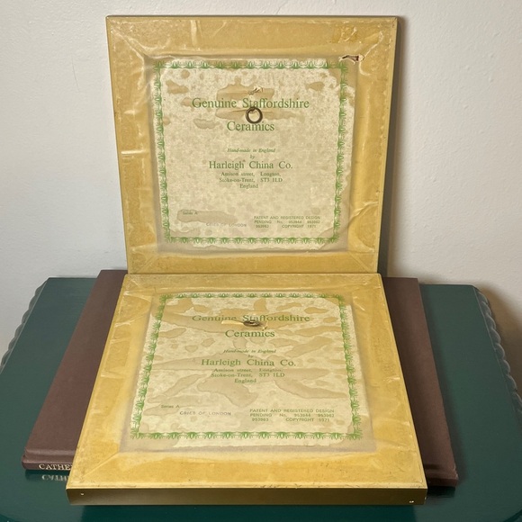 Genuine Staffordshire Ceramics Gold Frame Pair 18th Century Style Victorian Art - Picture 11 of 14